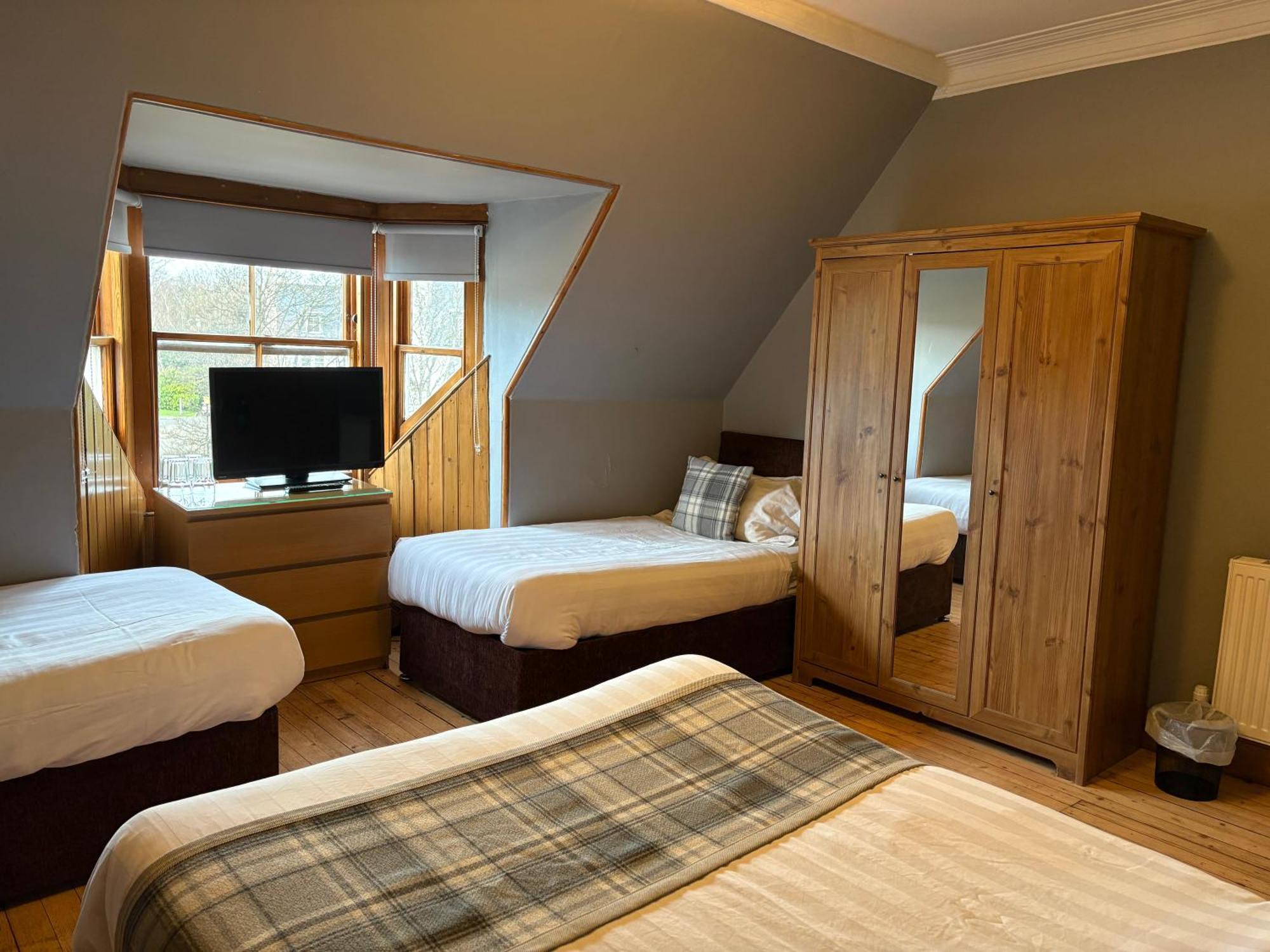 Ardgowan Guest House — Photos 1